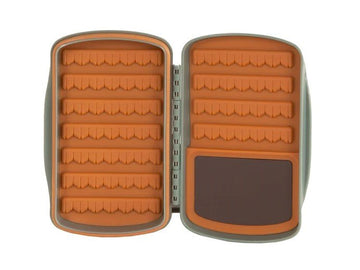 Tacky Pescador Magpad Flybox - SALE